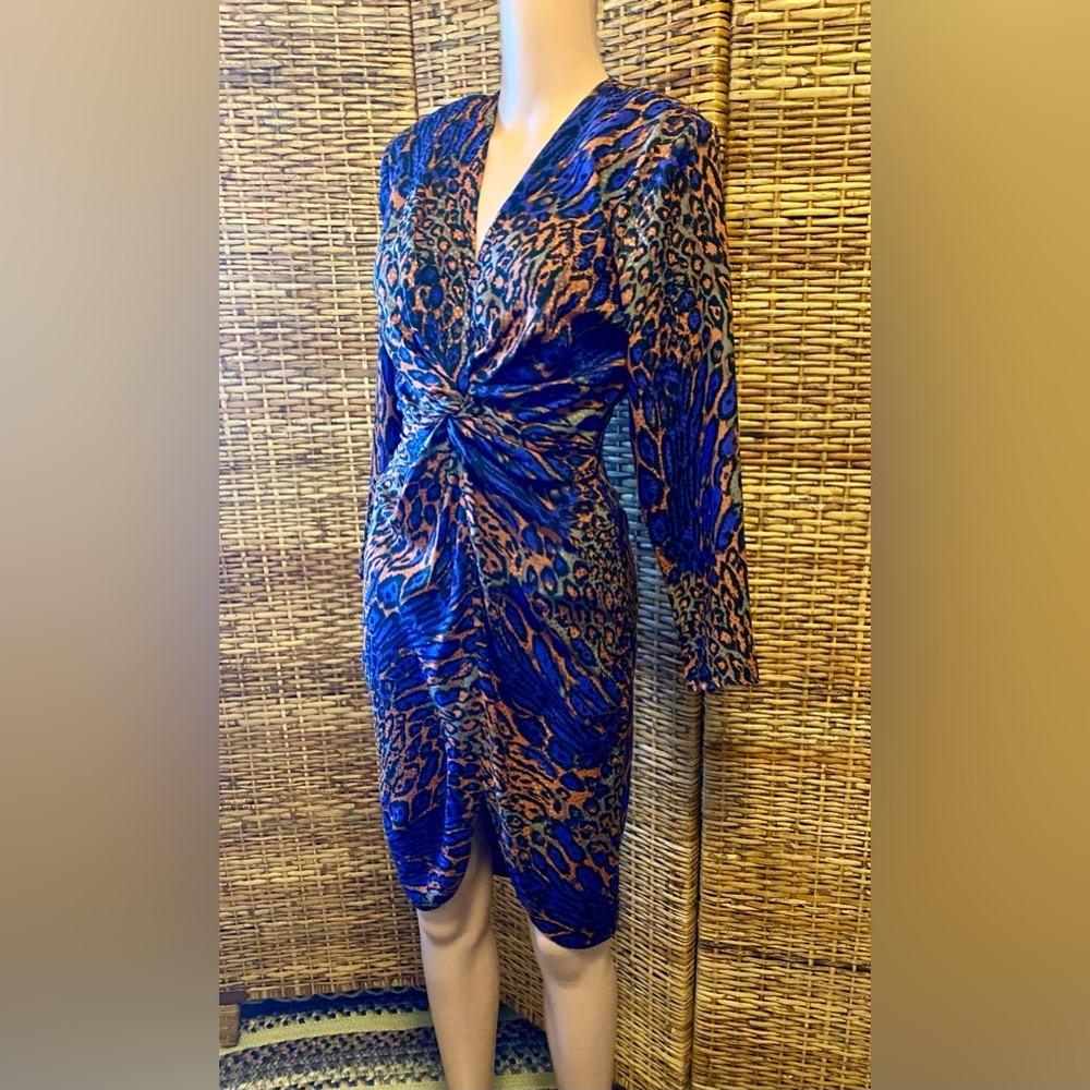 Silk Flora Kung Petites Dress - Size 4
